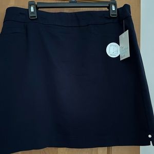 NWT SKORT NAVY BLUE SIZE 14